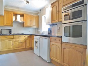 Kitchen- click for photo gallery